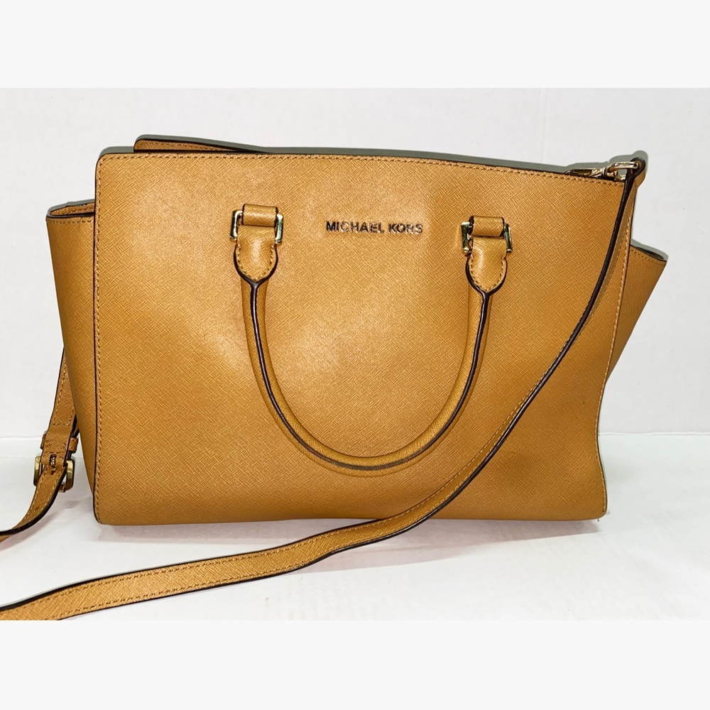 Michael Kors bag